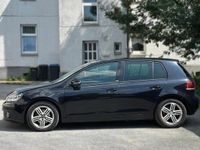 Gebraucht VW Golf VI Style 125 PS (91 kW) 2012 Schwarz Kleinwagen