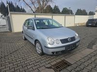 Gebraucht VW Polo Basis 75 PS (55 kW) 2003 Silber Limousine