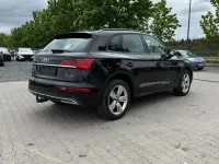 Używany Audi Q5 Basis 204 KM (150 kW) 2023 Czarny SUV