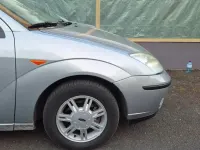 Gebraucht Ford Focus 100 PS (73 kW) 2002 Silber Kombi