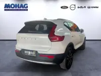 Gebraucht Volvo XC40 Inscription 261 PS (191 kW) 2022 Weiss SUV