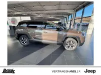 Gebraucht Jeep Compass 136 PS (100 kW) 2025 Amazonia green SUV
