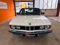 Gebraucht BMW 732 197 PS (144 kW) 1983 Weiß Limousine