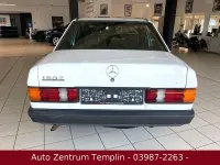 Gebraucht Mercedes 190 122 PS (89 kW) 1985 Weiß Limousine