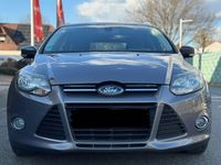 Używany Ford Focus Titanium 150 KM (110 kW) 2012 Brązowy Kombi