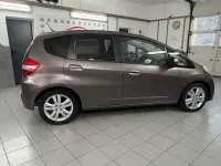 Gebraucht Honda Jazz Comfort 99 PS (72 kW) 2013 Grau Kleinwagen