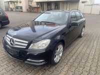 Gebraucht Mercedes C180 156 PS (114 kW) 2013 Schwarz  unilack Kombi