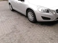 Używany Volvo V60 163 KM (119 kW) 2012 Srebrny Kombi