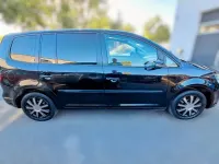 Gebraucht VW Touran Trendline 105 PS (77 kW) 2013 Schwarz Van / Kleinbus