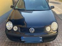 Gebraucht VW Polo Basis 64 PS (47 kW) 2003 Schwarz Limousine