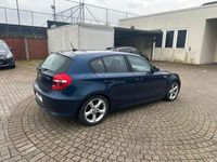 Gebraucht BMW 116 116 PS (85 kW) 2011 Blau Kleinwagen