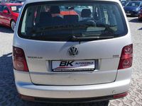 Gebraucht VW Touran 140 PS (102 kW) 2007 Reflexsilber metallic Van / Kleinbus