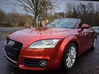 Gebraucht Audi TT Roadster 160 PS (117 kW) 2011 Rot Cabrio