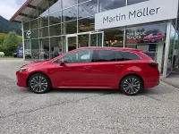 Neu Toyota Corolla 179 PS (131 kW) 2026 Rot Kombi