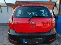 Gebraucht Hyundai i10 69 PS (50 kW) 2012 Rot Kleinwagen