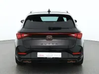 Używany Cupra Leon 245 KM (180 kW) 2021 Czarny Sedan/Limuzyna