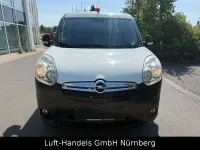Gebraucht Opel Combo Edition 90 PS (66 kW) 2014 Weiß Van / Kleinbus