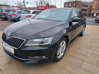 Gebraucht Skoda Superb Ambition 150 PS (110 kW) 2016 Schwarzmagic perleffekt Kombi