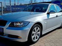 Gebraucht BMW 320 150 PS (110 kW) 2005 Silber Limousine