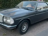 Gebraucht Mercedes 230 136 PS (100 kW) 1983 Grau Coupé