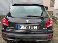 Gebraucht Peugeot 206 68 PS (50 kW) 2011 Schwarz Limousine