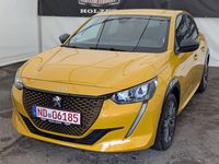 Gebraucht Peugeot e-208 100 kW (136 PS) 2023 Gelb Kleinwagen
