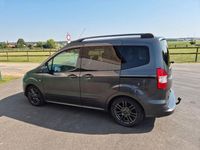 Gebraucht Ford Tourneo Courier Titanium 101 PS (74 kW) 2019 Grau Van / Kleinbus
