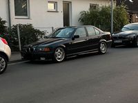 gebraucht BMW 320 E36 i Limousine