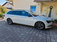 Gebraucht Skoda Superb SportLine 150 PS (110 kW) 2019 Weiß Kombi