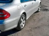Gebraucht Mercedes E240 177 PS (130 kW) 2003 Grau Limousine