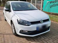 Gebraucht VW Polo 60 PS (44 kW) 2015 Weiß Kleinwagen
