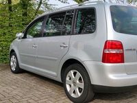 gebraucht VW Touran fsi 1.6 Benzin, 6 Granger, 5 Sitzer, TÜV April 2026