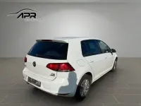 Gebraucht VW Golf VII Trendline 105 PS (77 kW) 2013 Weiß Limousine