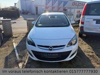 Gebraucht Opel Astra Edition 116 PS (85 kW) 2013 Weiß Limousine