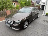 Gebraucht Mercedes E220 Avantgarde 194 PS (142 kW) 2017 Braun Kombi