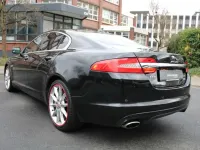 Gebraucht Jaguar XF 510 PS (375 kW) 2015 Santorini black metallic Limousine