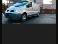 Gebraucht Renault Trafic 95 PS (69 kW) 2010 Silber Van / Kleinbus