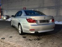 Gebraucht BMW 523 176 PS (129 kW) 2005 Silber Limousine