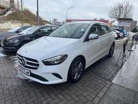 Gebraucht Mercedes B220 190 PS (139 kW) 2019 Weiß Van / Kleinbus