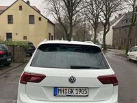 gebraucht VW Tiguan Highline 2.0 TSI 4Motion DSG R-Line