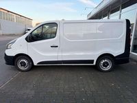 Gebraucht Renault Trafic Komfort 95 PS (69 kW) 2017 Weiß Van / Kleinbus