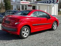 Gebraucht Peugeot 207 CC Access 120 PS (88 kW) 2012 Rot Cabrio