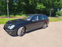Gebraucht Mercedes E320 224 PS (164 kW) 2003 Schwarz Kombi
