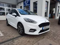 Gebraucht Ford Fiesta ST-Line X 125 PS (91 kW) 2021 Frozen white Kleinwagen