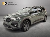 Gebraucht Dacia Jogger Expression 101 PS (74 kW) 2025 Grün Van / Kleinbus