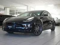 Käytetty Tesla Model 3 366 kW (498 HP) 2019 Musta Sedan