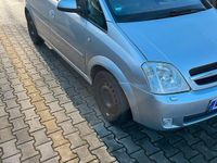 Gebraucht Opel Meriva 101 PS (74 kW) 2005 Silber Van / Kleinbus