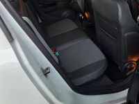 Używany Opel Corsa Edition 90 KM (66 kW) 2009 Biały Sedan/Limuzyna