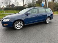 Gebraucht VW Passat 140 PS (102 kW) 2009 Blau Kombi