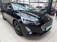 Gebraucht Ford Focus Cool & Connect 101 PS (74 kW) 2018 Schwarz Limousine